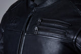 Schwarze Herren-Lederjacke RST Hillberry2 CE aus Leder, klassische Jacken-Design, detailreiche Verarbeitung, sichtbar im Bild