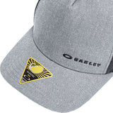 OAKLEY Cap Chalten Grigo Scuro, Freizeitbekleidung, stilvolle schwarze Kappe mit OAKLEY Logo, bequemes Design für Alltag.