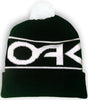 OAKLEY Factory Manschettenmütze in Freizeitbekleidung, aus weichem Material, mit Manschetten-Design und Logo-Details.