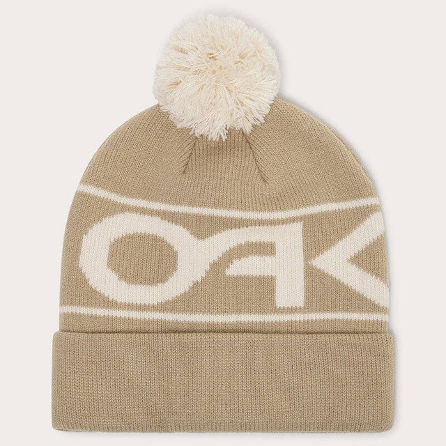 OAKLEY Factory Cuff Beanie, schwarze Freizeitmütze mit geripptem Design und OAKLEY Logo, für stilvollen Komfort.