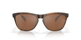 OAKLEY Frogskins Sonnenbrille in mattem Braun mit braunen Gläsern, stilvolle Brille für Sonnenschutz und Mode.