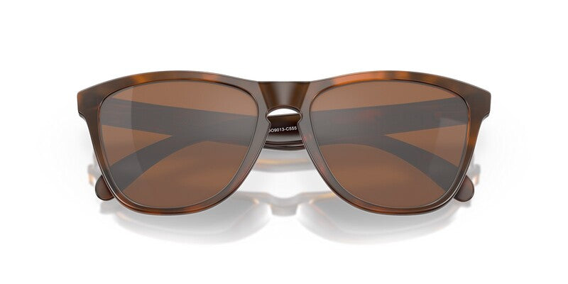OAKLEY Frogskins Sonnenbrille in mattbraun mit braunen Gläsern, stilvolle Brille für Sonnenschutz und Mode