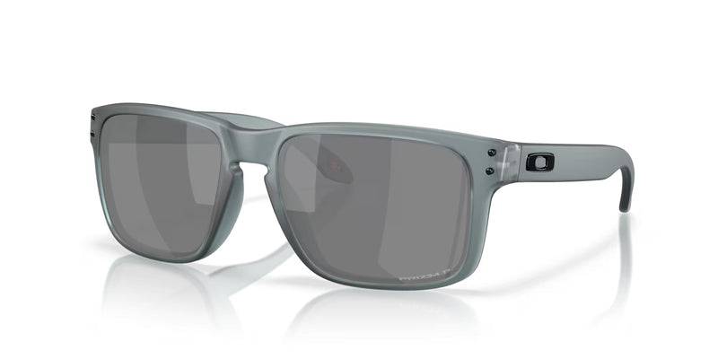 OAKLEY Holbrook Sonnenbrille in mattem Kristallschwarz mit Prizm schwarz polarisierten Gläsern, stilvolles Design und UV-Schutz.