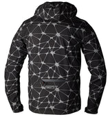 Schwarze und graue RST Havoc CE Textil-Motorradjacke für Herren, urbaner Stil, mit Schutzmaterialien, auf einem Modell getragen