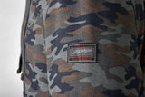 Grauer RST Urban CE Kapuzenpulli mit Camouflage-Muster, Jacke im urbanen Stil, Blick auf die Frontseite.