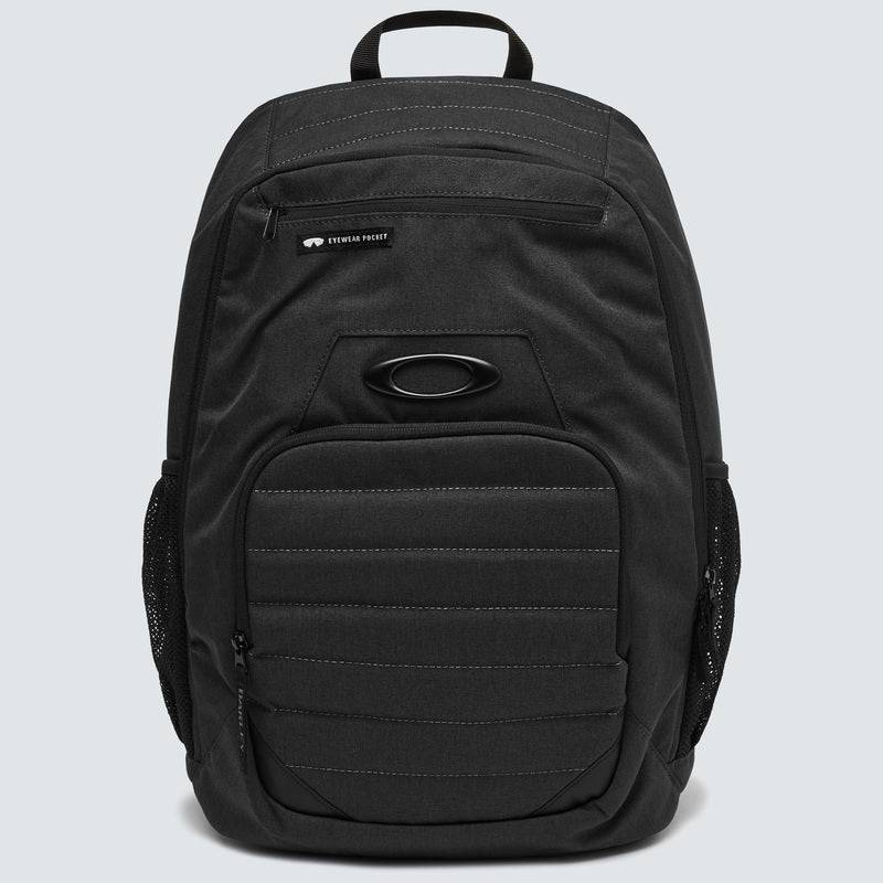 OAKLEY Enduro 4.0 Rucksack, schwarz mit mehreren Fächern und verstellbaren Schultergurten, für den täglichen Gebrauch.