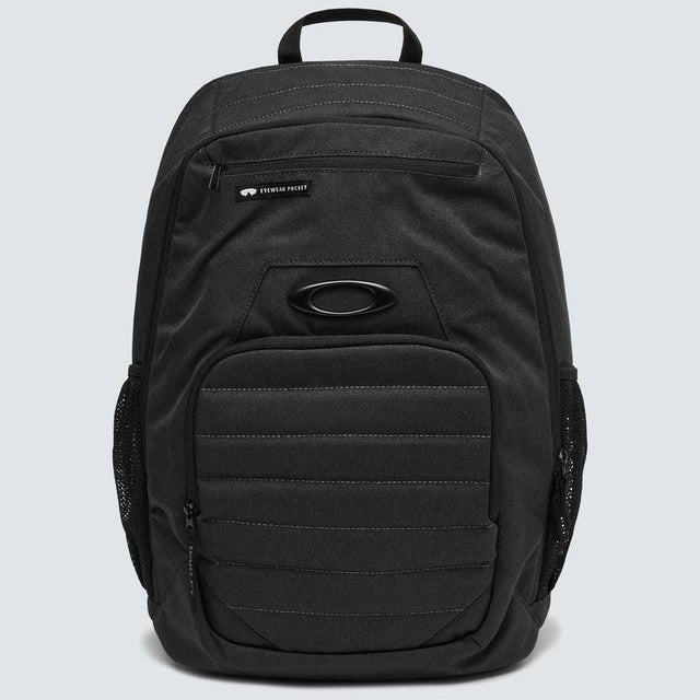 OAKLEY Enduro 4.0 Rucksack, schwarz mit mehreren Fächern und verstellbaren Schultergurten, für den täglichen Gebrauch.