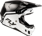 Schwarzer und weißer Fly Racing Motocrosshelm Formula CC Objective mit Visier und Belüftungsöffnungen auf weißem Hintergrund