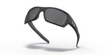 OAKLEY Turbine Sonnenbrille mit schwarzen Gläsern und Prism-Optik, sportliches Design, UV-Schutz, sichtbar auf der Abbildung