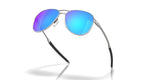 OAKLEY Contrail Sonnenbrille mit Prizm Sapphire Gläsern, sportliche Brille mit schwarzem Rahmen und blauen Gläsern, Nahaufnahme