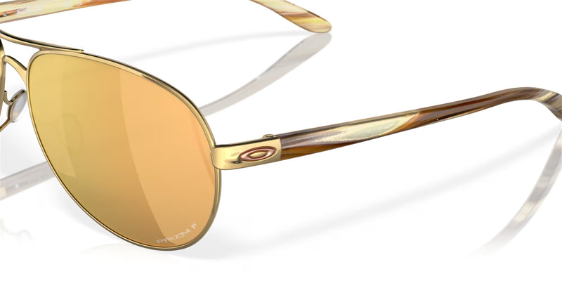 OAKLEY Feedback Sonnenbrille mit poliertem Goldrahmen und Prizm rose gold polarisierte Gläser, stilvolle Brille für Sonnenlicht