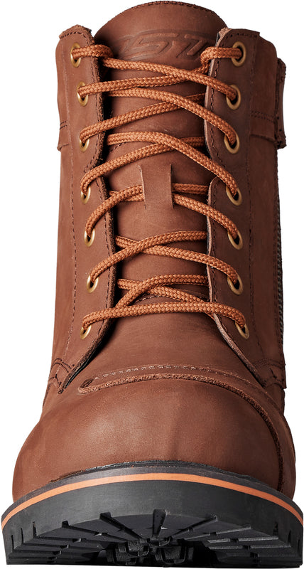 Braune RST Roadster 3 CE Lederstiefel, klassische Schuhe aus Leder mit Schnürung und robustem Design.