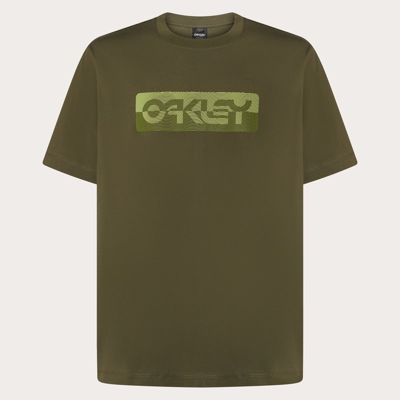 OAKLEY Duality B1B T-Shirt, bequeme Freizeitbekleidung mit OAKLEY-Logo, aus weichem Stoff, im Nahaufnahmebild.