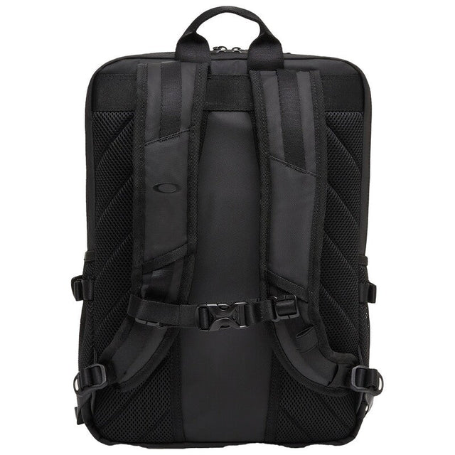 OAKLEY Rover Laptop Rucksack aus schwarzem Stoff mit gepolsterten Tragegriffen und mehreren Fächern, ideal für den Alltag.