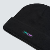 OAKLEY B1B Gradient Patch Beanie in Schwarz, bequeme Freizeitmütze mit Farbverlauf und Markenlogo, aus weichem Material