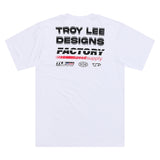 Weiße Troy Lee Designs Factory T-Shirt, Freizeitbekleidung, bequemes Baumwollshirt mit TLD-Logo auf der Brust.