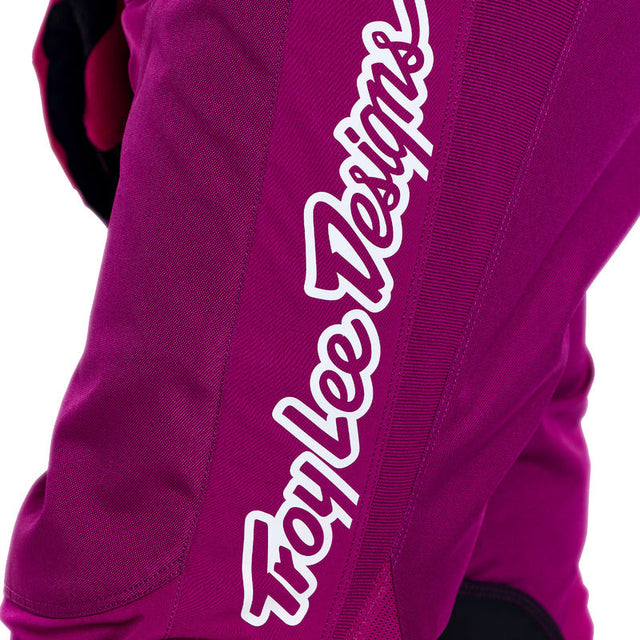 TROY LEE DESIGNS MX-Hose GP Pro Mono in Fuchsia, strapazierfähige Motocross-Hose mit stylischem Design, sichtbar auf dem Bild.