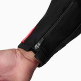 Schwarze und rote RST Tractech Evo D3O Leder Motorradjacke für Touren, mit Protektoren und sportlichem Design.
