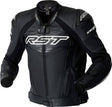 Schwarze und weiße RST Tractech Evo D3O Leder Motorradjacke, touring, mit Schutzpolstern, auf einem Modell getragen.