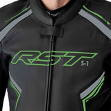 Schwarze RST S1 D3O Leder Motorradjacke mit Neon Grün Akzenten, Tourenjacke für Motorradfahrer, sichtbare Details und Material.