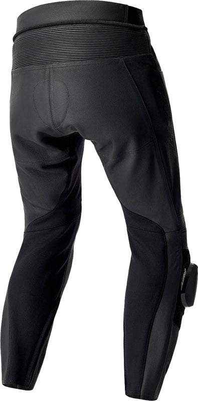 Schwarze RST S1 D30 Leder Motorradhose in Kurzgröße, Touring-Model, mit Schutzprotektoren, auf der Straße liegend.