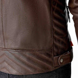 Braune RST Roadster Air D3O Leder Motorradjacke mit klassischen Design und schützenden Air D3O Polstereinsätzen.