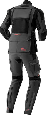 Graue und schwarze RST Pro Series Adventure D3O Motorradjacke, robuste Jacke für Motorradfahrer, mit Schutzpolsterung.