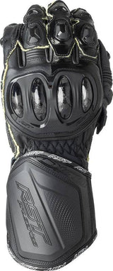 Schwarze RST Pro Series GP D3O Motorradhandschuhe für Racing, mit perforiertem Leder und schützenden D3O-Polstern.