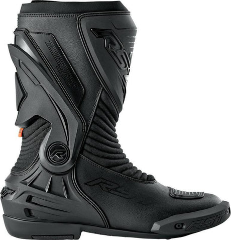 Schwarze RST TracTech Evo D3O wasserdichte Motorradstiefel, Racing-Stil, mit Schutzpolster, auf einem neutralen Hintergrund.