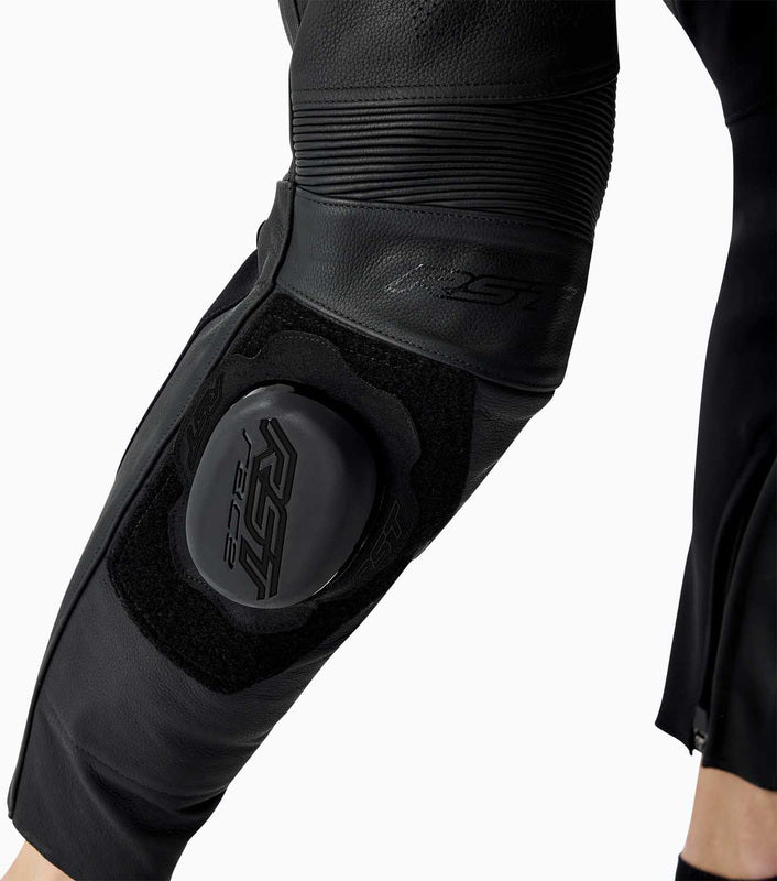 Schwarze Damen Motorradhose RST S1 D30 Leder, Touring-Hose mit Schutzpolster, detailreiche Nähte und sportliches Design