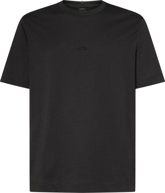 Schwarzes OAKLEY Stacked Flow T-Shirt aus Freizeitbekleidung, bequem und stylisch, mit OAKLEY-Logo auf der Brust.