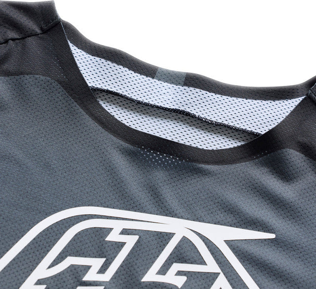 Troy Lee Designs Se Pro MX-Jersey in Schwarz/Grau, bequemes und strapazierfähiges Motocross-Trikot mit langen Ärmeln
