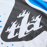 Troy Lee Designs GP Pro MX-Jersey Roller in Weiß und Blau mit sportlichem Design und atmungsaktivem Material.