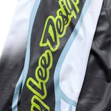 Troy Lee Designs GP Pro MX-Jersey Framework in Carbon und Grau, atmungsaktive Motorradjersy mit auffälligem Design.
