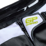 Troy Lee Designs GP Pro MX-Hose aus Carbon und Grau mit flexiblem Rahmen, optimaler Schutz und Komfort für Motocross.