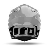Airoh Commander 2 Endurohelm in zementgrau mit Visier und Belüftungsöffnungen, leichter Schutzhelm für Offroad-Fahrten.