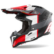 Motocrosshelm Airoh Aviator 3 Monarch in matt-schwarz, grau, weiß und rot mit Visier und Belüftung.