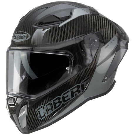 Schwarzer und grauer Caberg Drift Evo II Carbon Nova Integralhelm mit aerodynamischem Design und komfortabler Passform.