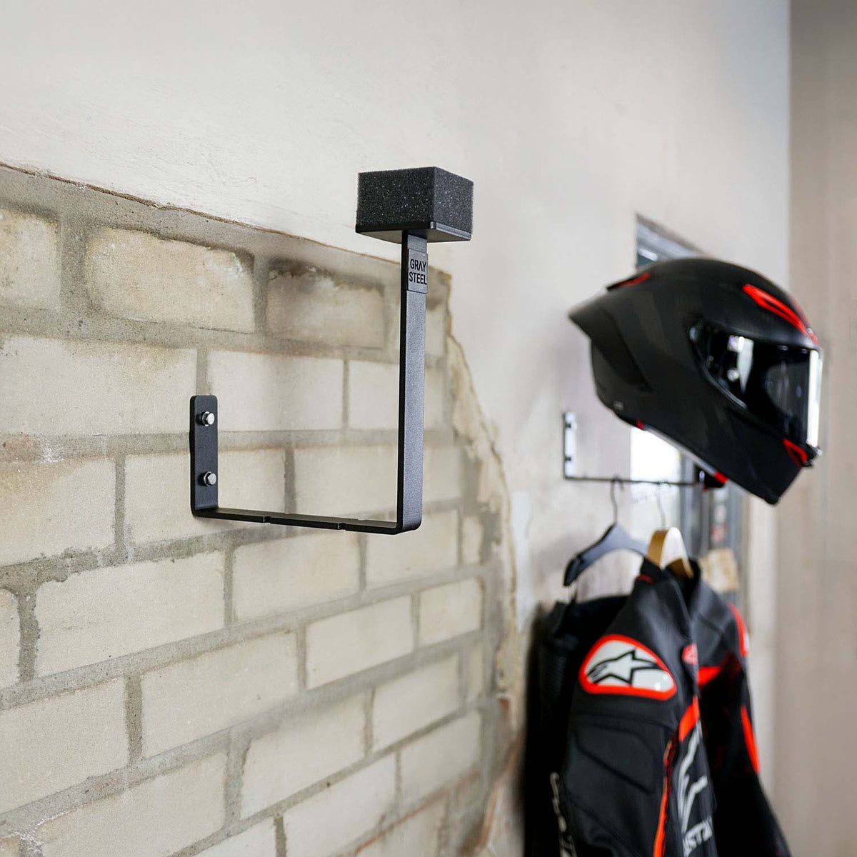 Gray Steel X3 Wandhalter für Helm und Ausrüstung Mattschwarz