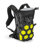 Kriega Trail 9 Rucksack in Lime, leichter und robuster Wanderrucksack mit mehreren Fächern und verstellbaren Tragegurten.