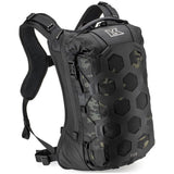 Kriega Trail 18 Rucksack in Multicam Black mit verstellbaren Schultergurten und mehreren Fächern, ideal für Outdoor-Aktivitäten