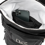 Kriega R16 Rucksack in schwarz mit mehreren Fächern und verstellbaren Schultergurten, ideal für Outdoor-Aktivitäten.