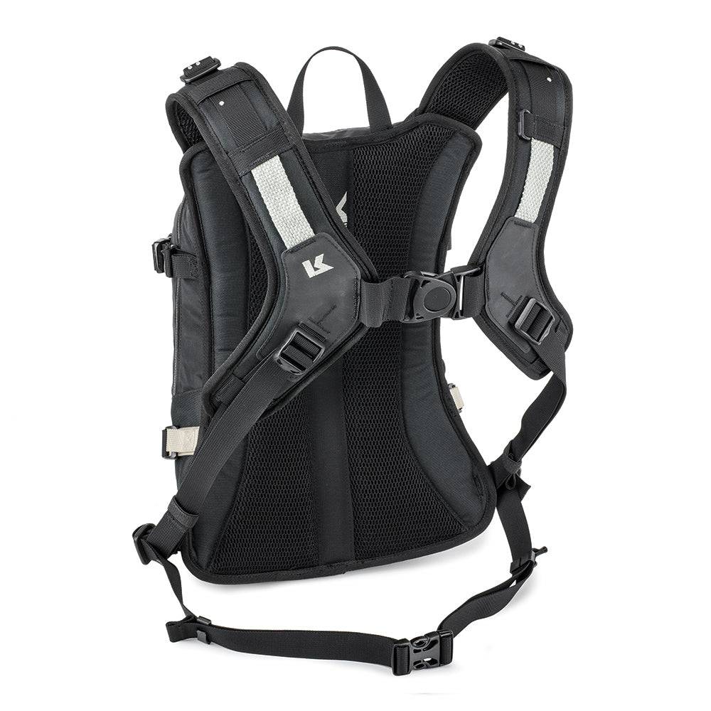 Kriega R20 Rucksack aus robustem Material mit mehreren Fächern, ideal für Alltag und Outdoor-Aktivitäten.