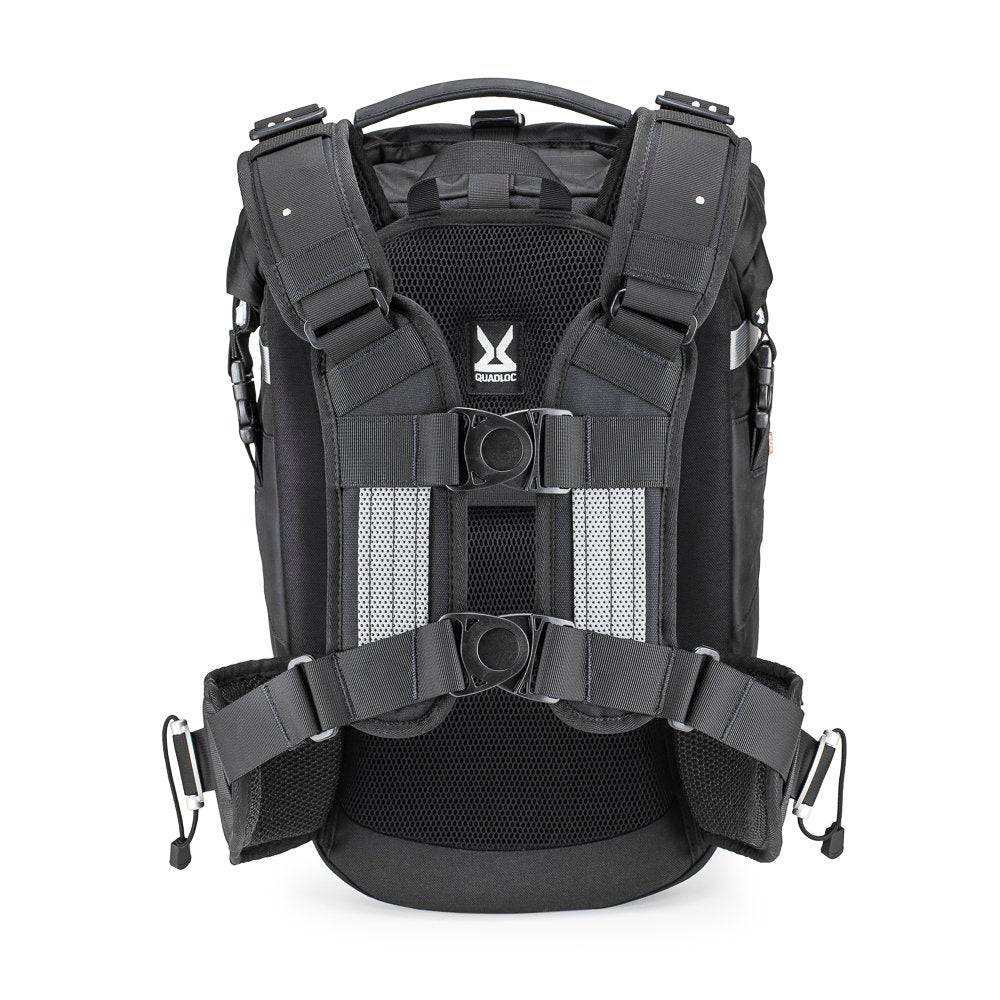 Kriega Rucksack R30, langlebiger Wanderrucksack mit mehreren Fächern, bequem gepolstertes Tragesystem, schwarzes Design.