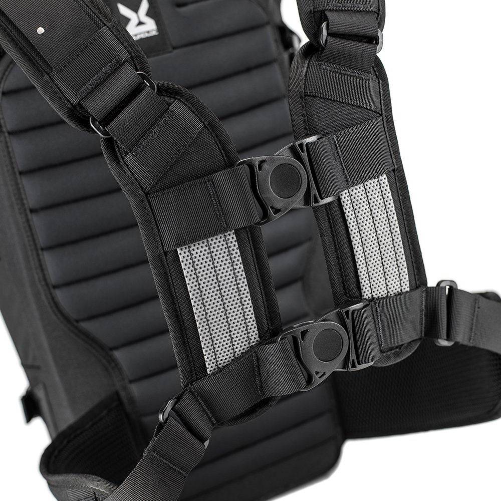 Kriega Rucksack R25 Modell 2024, schwarzer Rucksack mit mehreren Fächern und gepolstertem Tragegurt, für Outdoor und Reisen