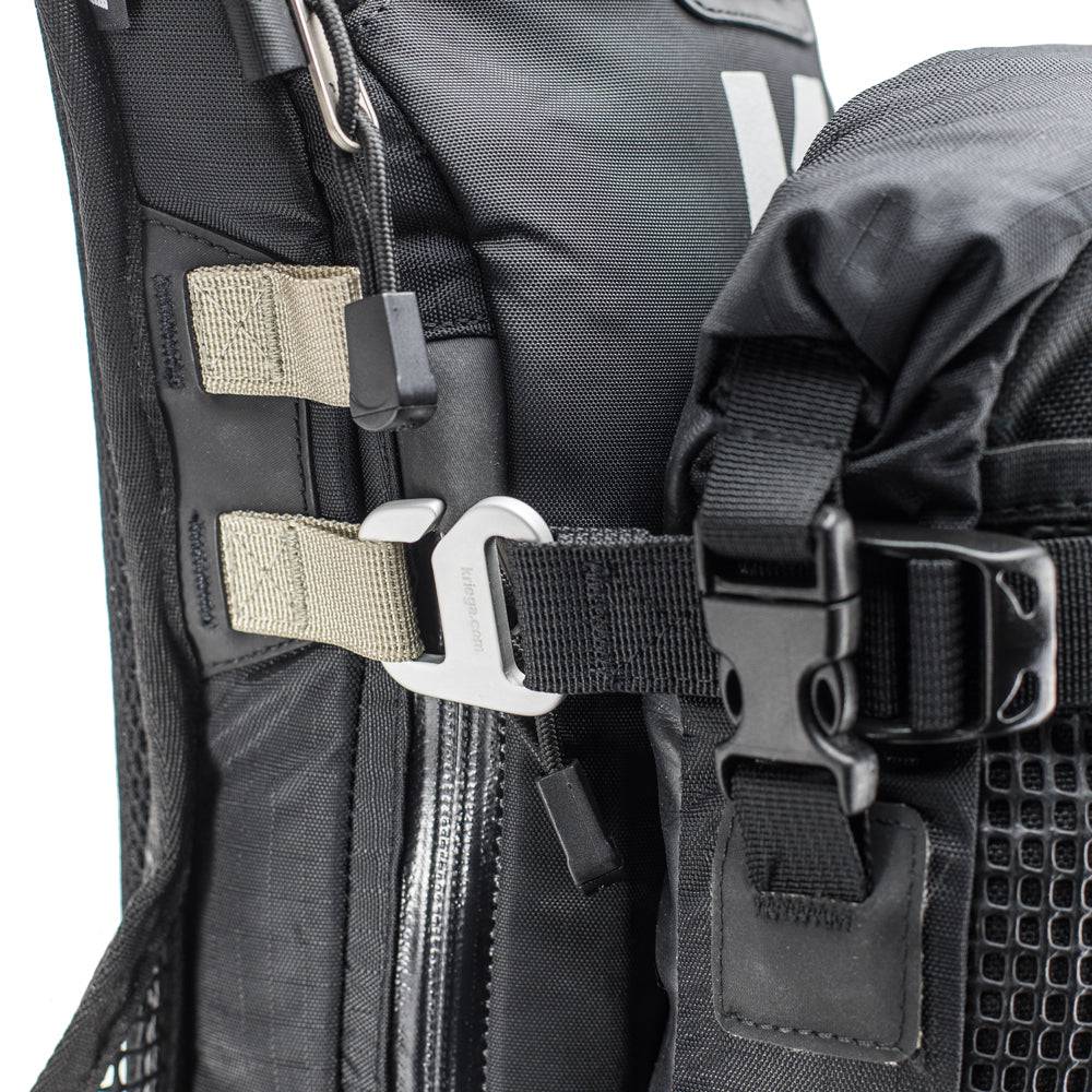 Schwarzer Kriega Hydro-3 Rucksack mit wasserfestem Design und robustem Tragesystem, ideal für Outdoor- und Adventure-Aktivitäten