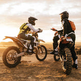 Kriega Hydro-2 Rucksack in leuchtendem Orange mit mehreren Fächern und verstellbaren Schultergurten, ideal für Outdoor-Aktivitäten
