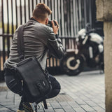 Kriega Sling EDC Umhängetasche aus robustem Material mit mehreren Fächern und verstellbarem Schultergurt