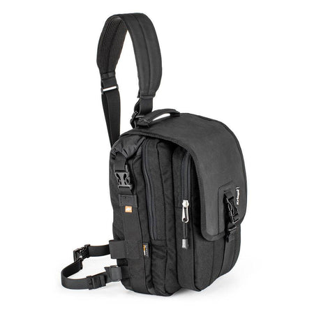 Kriega Sling Pro Umhängetasche aus robustem Material mit verstellbarem Gurt, ideal für unterwegs, in dunkler Farbe.