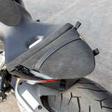 Kriega US-Drypack Montage Kit für Ducati XDiavel, inklusive Befestigungsteile und Zubehör für Taschenmontage.
